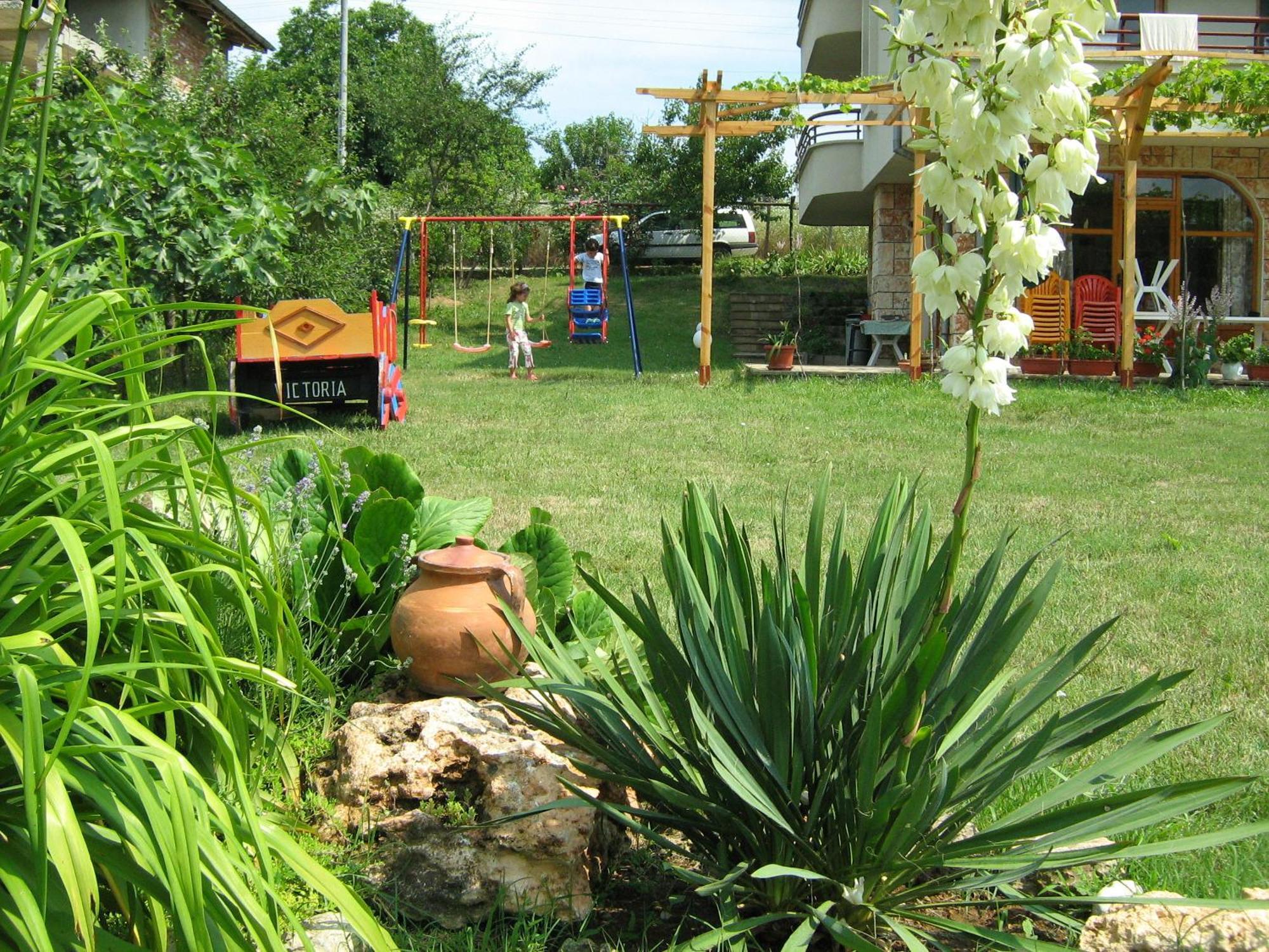 Villa Victoria Sinemoretz Exterior photo